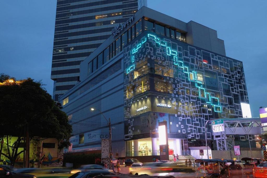My Hostel Ratchada Bangkok Esterno foto